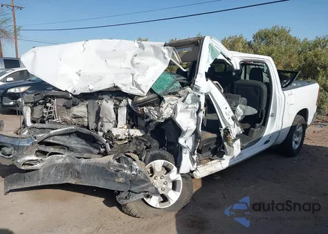 2020 Ram 1500 Big Horn 4X2 5'7 Box from USA, damaged, VIN 1C6RREFG9LN338204